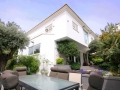 Villa à vendre à Rishon Lezion Neve Yam.